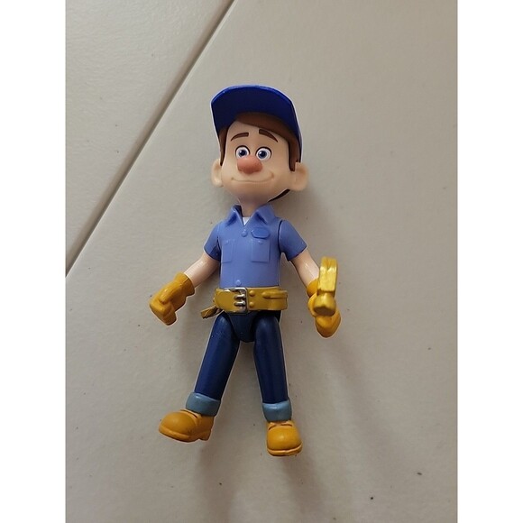 Fix-It-Felix Figure Disney’s Wreck It Ralph 3” Figure Articulated Moving Arms - Picture 2 of 4